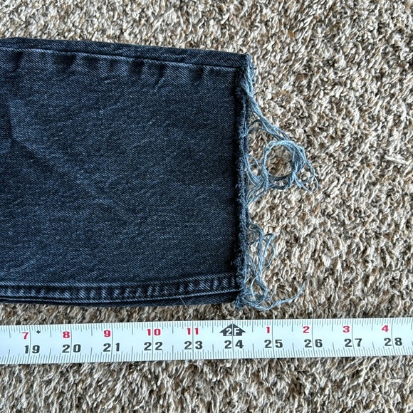 Topshop Women’s Size 27 Straight Leg‎ Jeans Distressed Bottoms - Picture 6 of 6